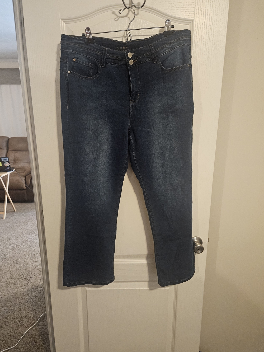 Classic Dark Wash Straight Leg Women's Jeans
